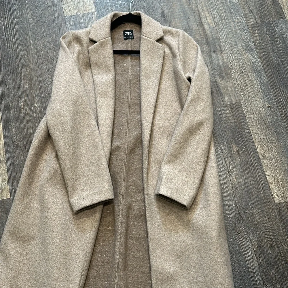 Zara coat - Picture 3 of 4
